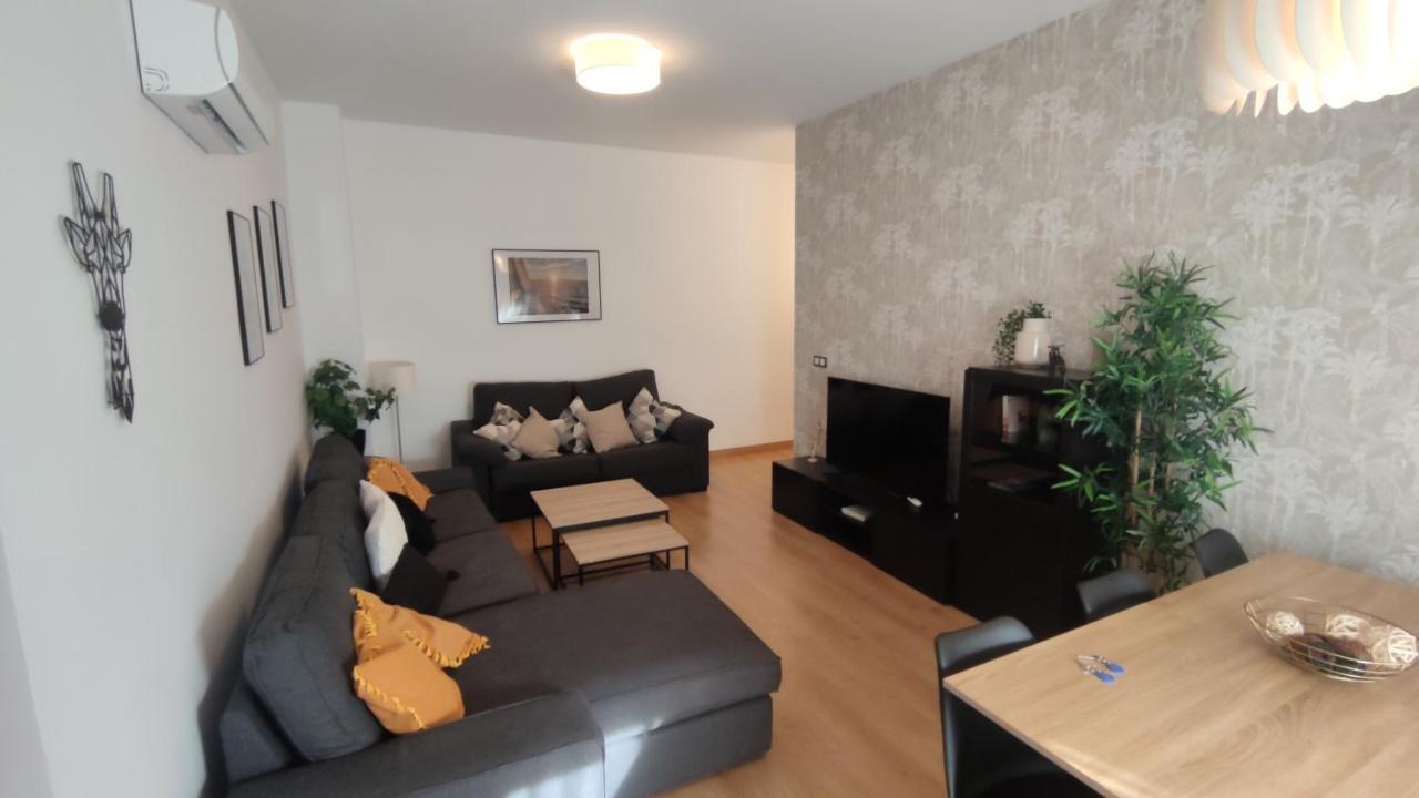 Unique Apartment In Malaga City Center With Pool Eksteriør billede