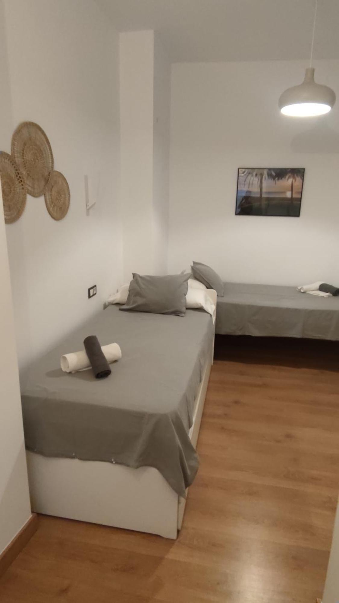 Unique Apartment In Malaga City Center With Pool Eksteriør billede