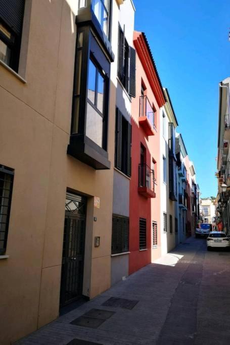 Unique Apartment In Malaga City Center With Pool Eksteriør billede